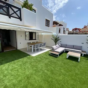 https://exclusive-apartment-adeje-paradise-playa-paraiso.adeje-hotels.com